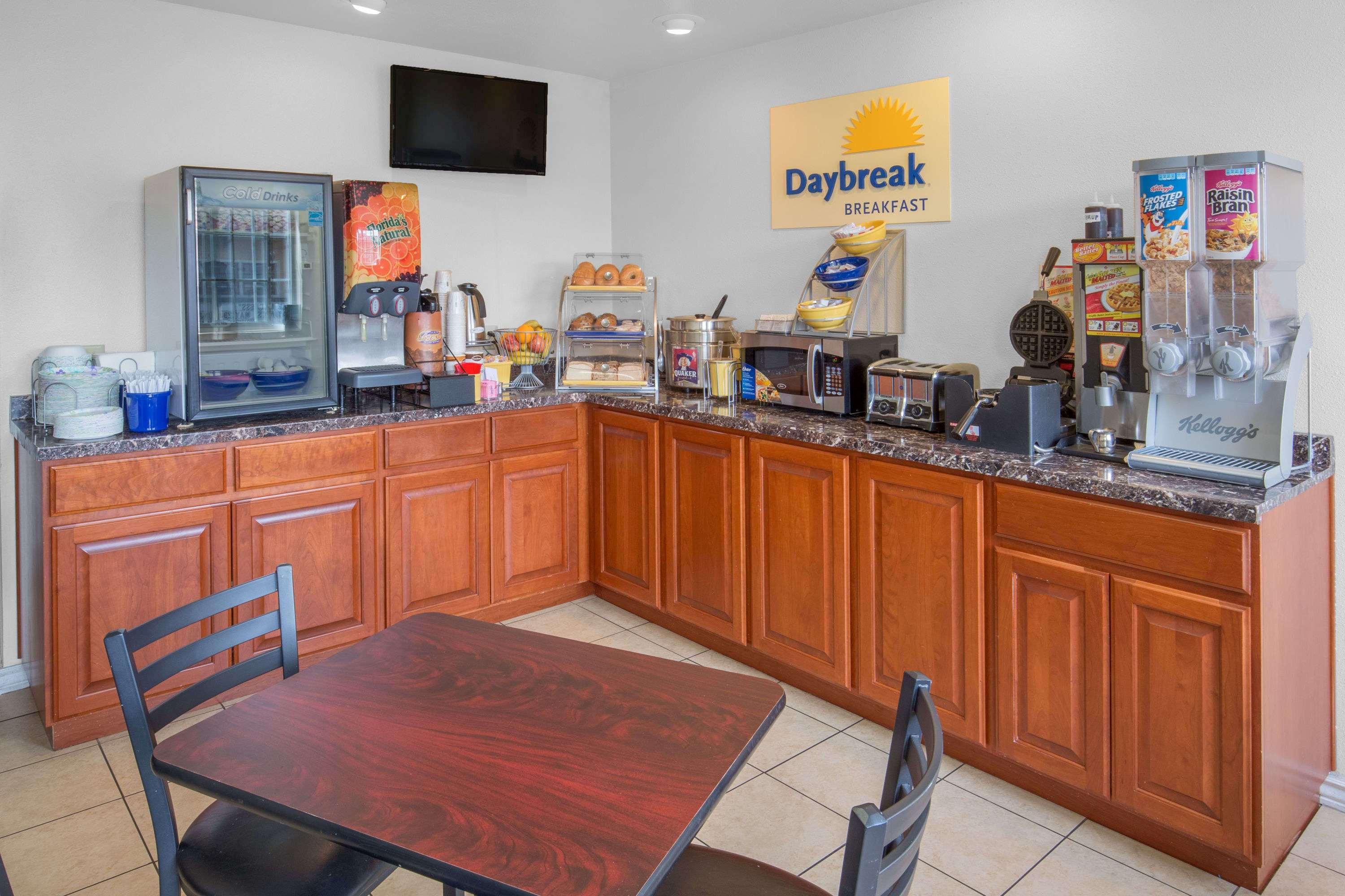 Days Inn By Wyndham Eureka Ca Kültér fotó